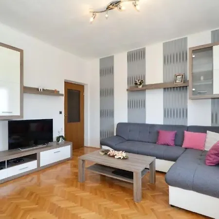 Golden View Villa