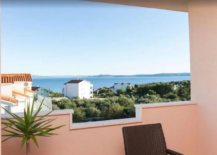 Golden View Βίλα Τρογκίρ