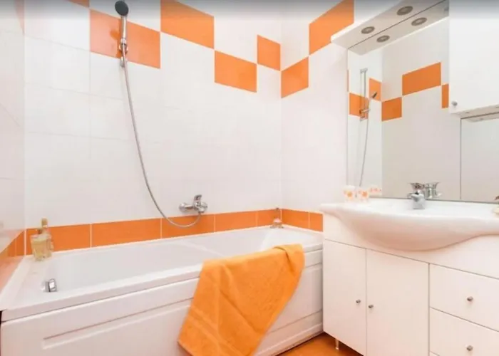 Βίλα Golden View Τρογκίρ